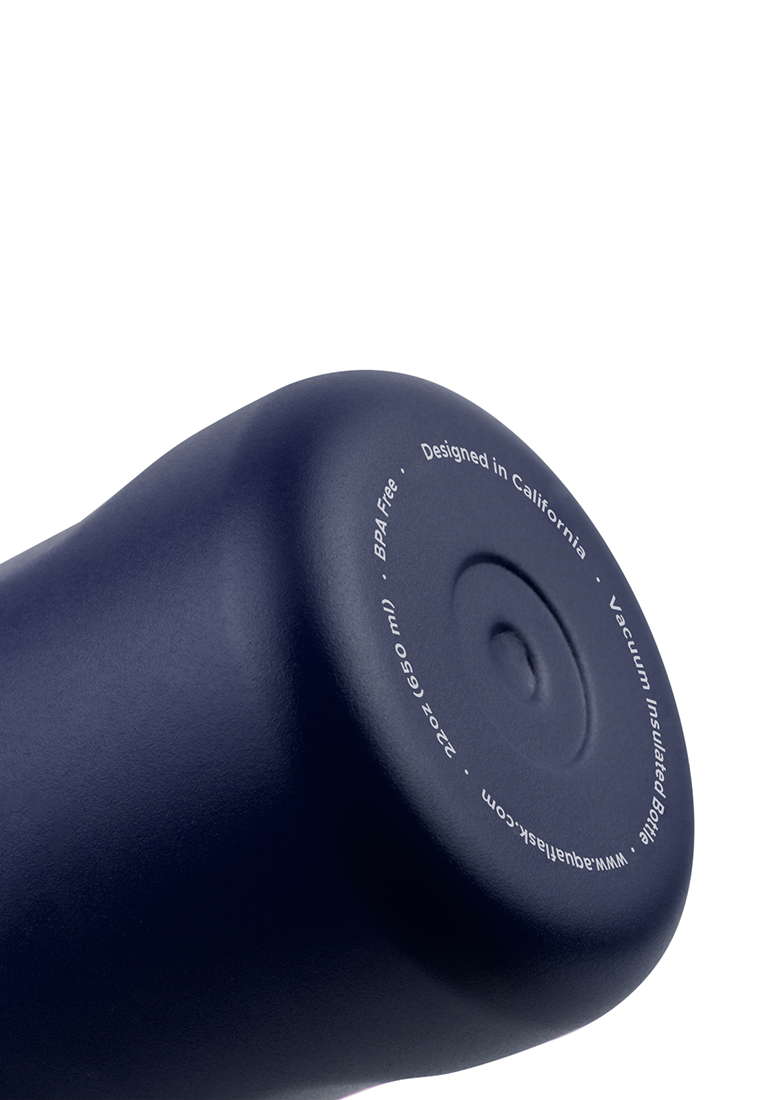 Aquaflask 22oz Cobalt Blue New Sports Lid Bottle Wide Mouth Vacuum Insulated Stainless Steel Drinking Water Bottle