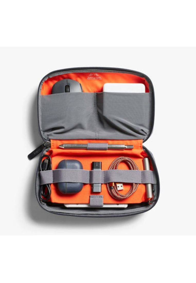 Bellroy Tech Kit - Carryology Essential Edition - Black Ash