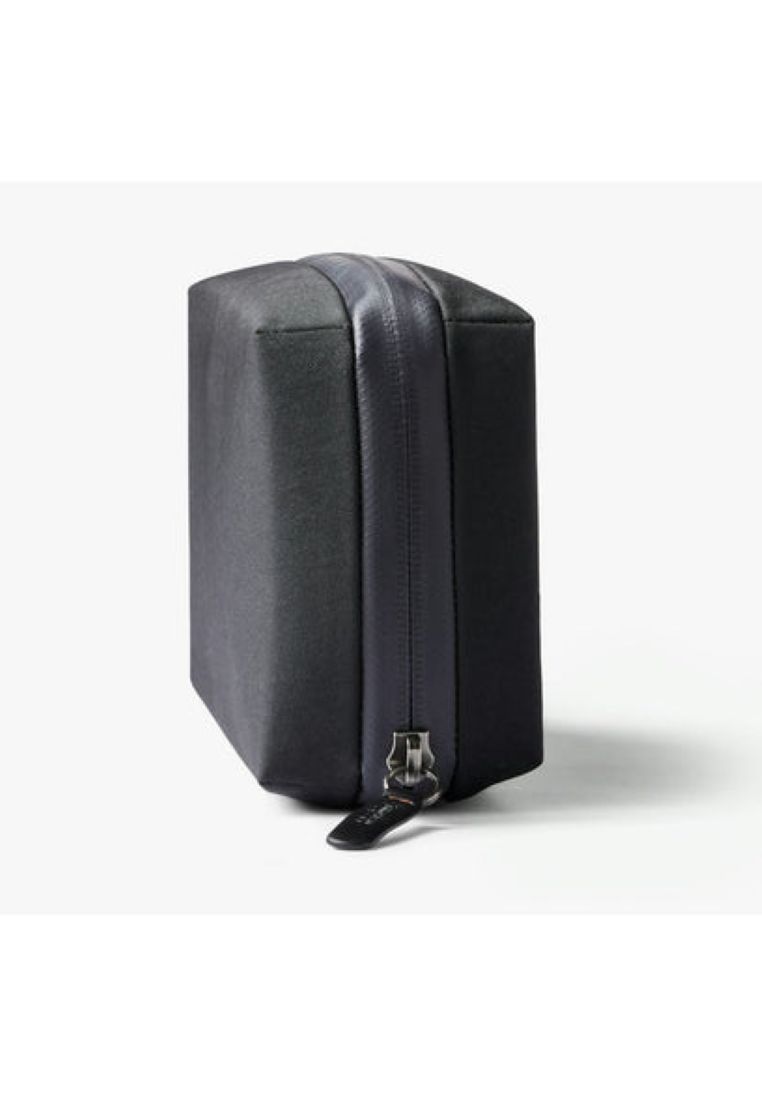 Bellroy Tech Kit - Carryology Essential Edition - Black Ash