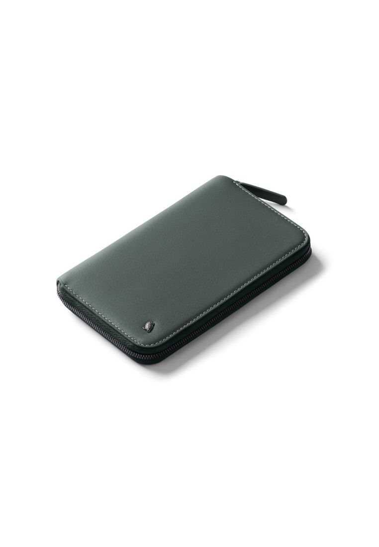 Bellroy Travel Folio (Second Edition) - Everglade