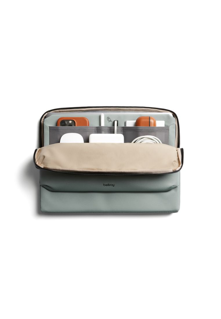 Bellroy Laptop Caddy 16" - Eucalyptus