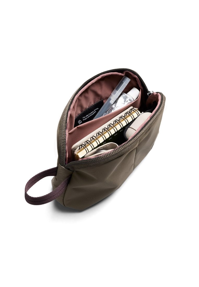 Bellroy Laneway Daily Pouch - Seakelp