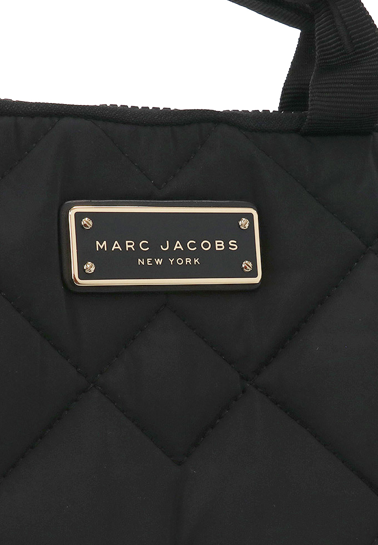 Marc Jacobs Quilted Nylon Laptop Bag in Black S550M06FA21