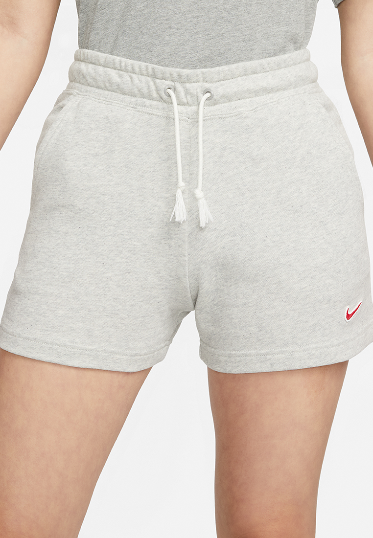 Buy Nike Shorts For Women 2022 Online 