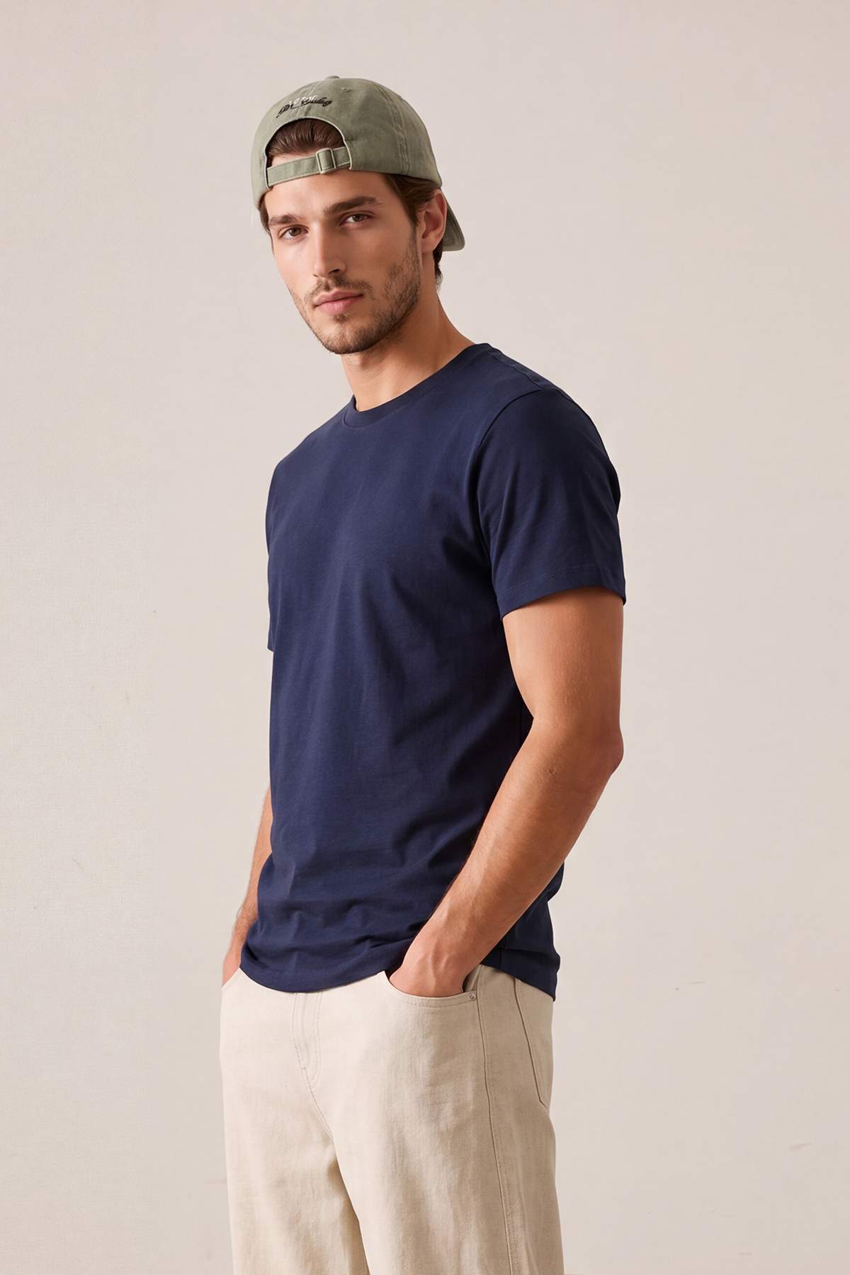 Trendyol Grimelange-Black-White-Khaki-Navy Blue 5-Piece Slim/Narrow 5-Piece Pack 100% T-Shirt Fabric T-Shirt Tmnaw20Ts0243