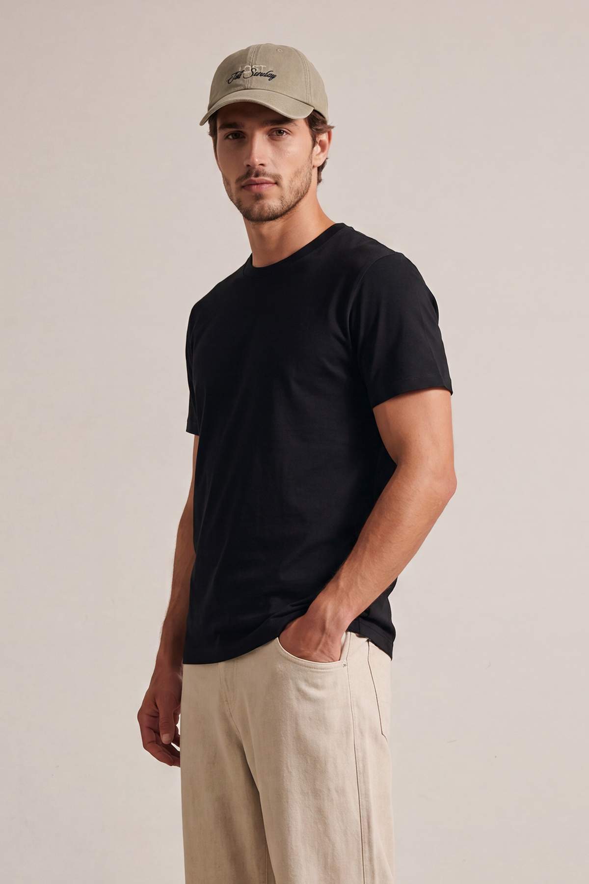 Trendyol Grimelange-Black-White-Khaki-Navy Blue 5-Piece Slim/Narrow 5-Piece Pack 100% T-Shirt Fabric T-Shirt Tmnaw20Ts0243