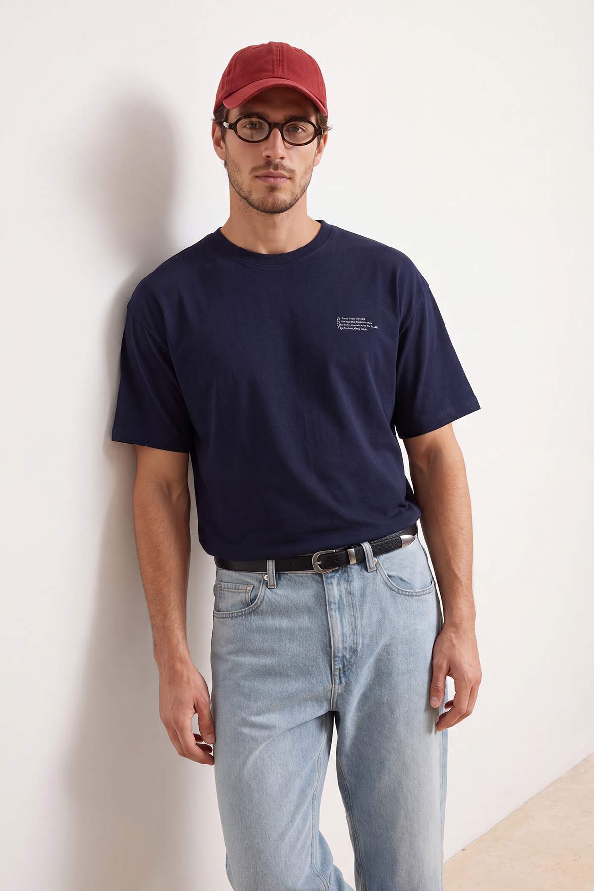 Trendyol Navy Blue Oversize 100% Cotton Crew Neck Minimal Text Printed Tok Fabric T-Shirt Tmnss23Ts00084