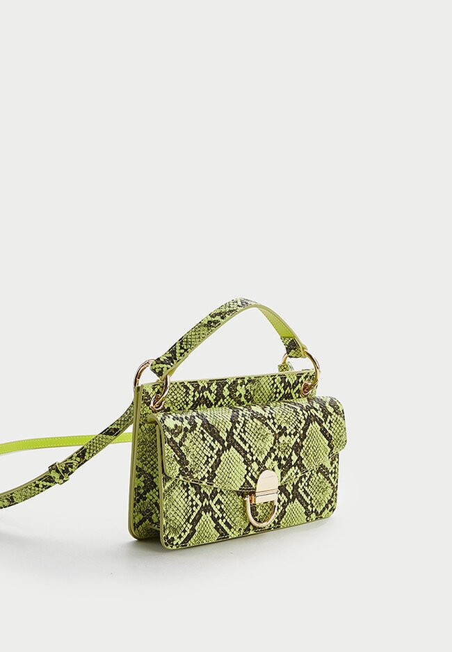 urban revivo bolsa price